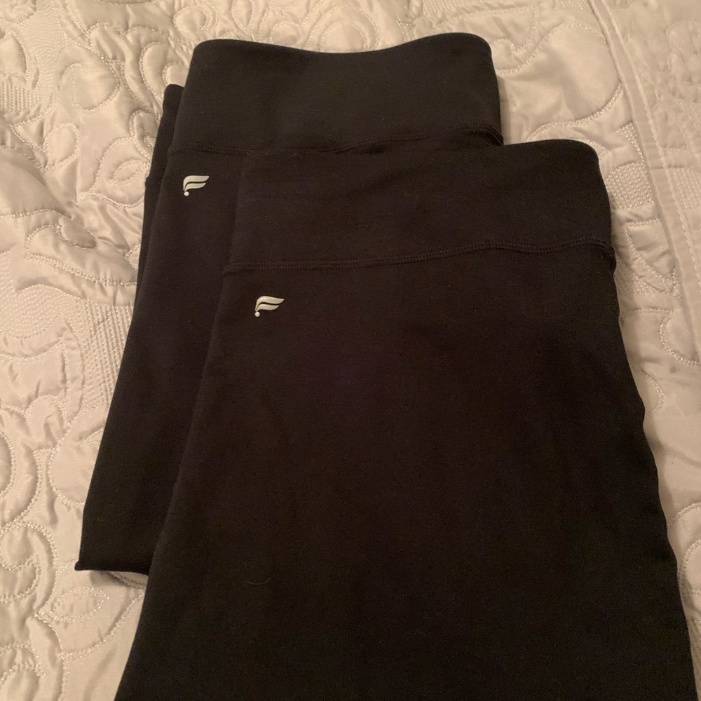 2 pair fabletics xl leggings